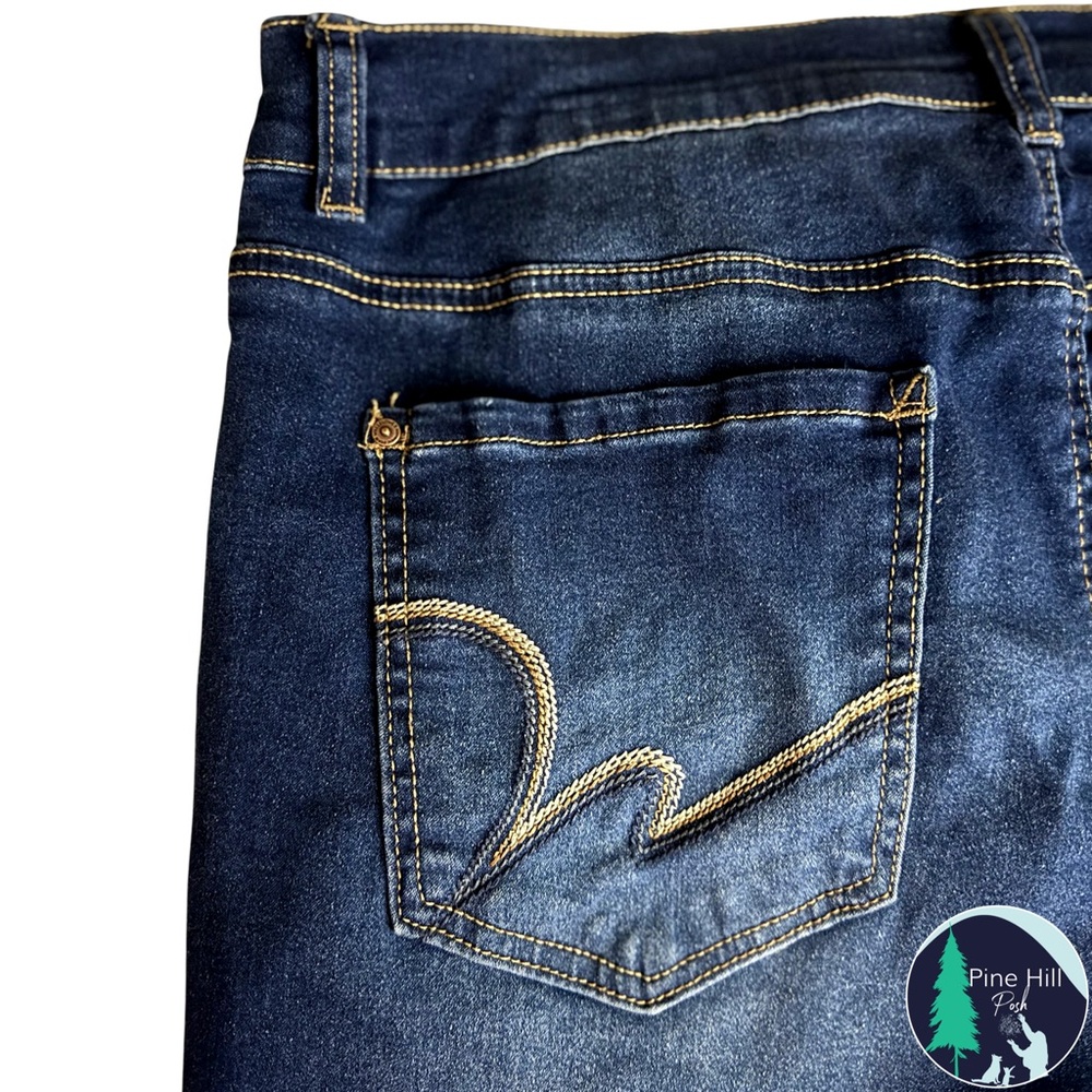 Wallflower Denim Shorts Womens 18 Sassy High Rise Rolled Cuff Dark Wash Stretch - Picture 4 of 8